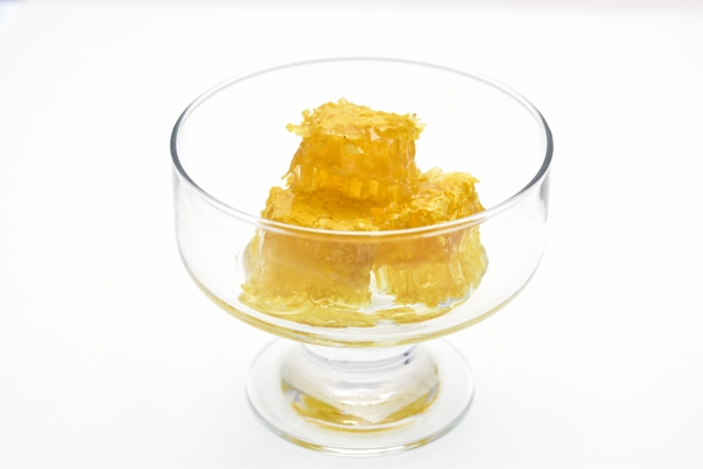 グラスの中の巣みつ